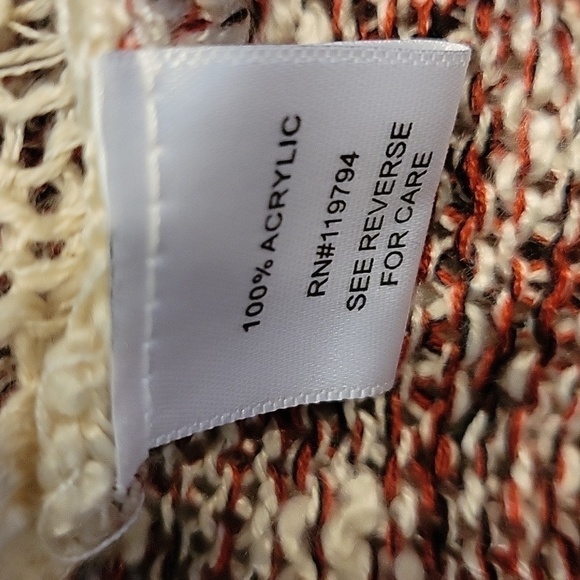 ONE WORLD cardigan knitted sweater in red and beige.  Size is Large - Picture 10 of 10
